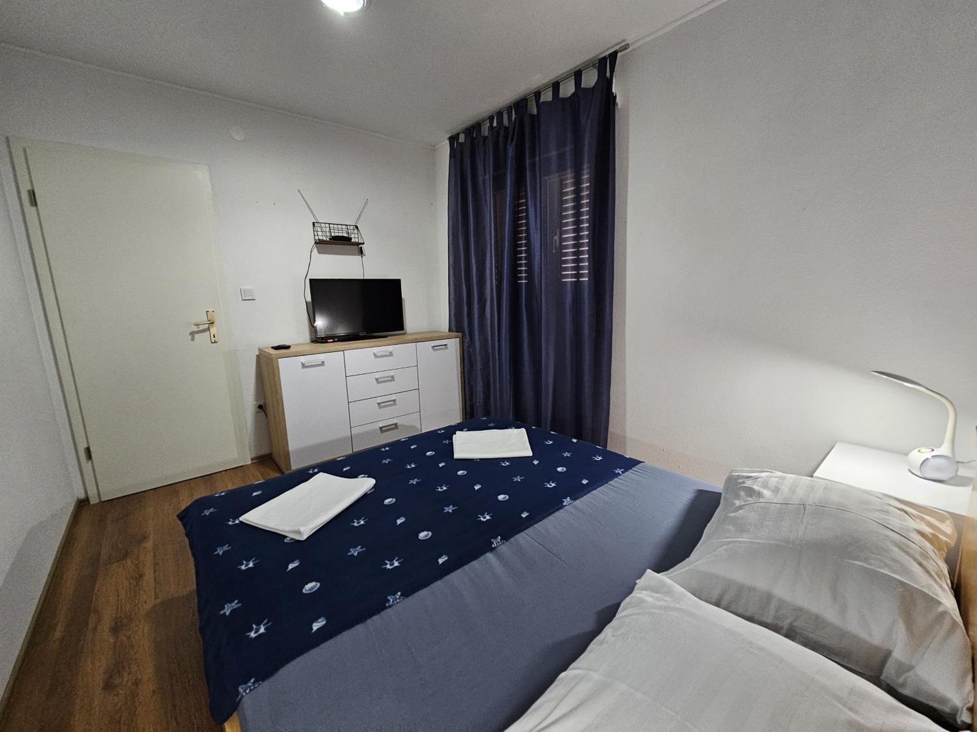 Modern Apartment Nikola In A Quiet Area Kaštel Stari Екстериор снимка
