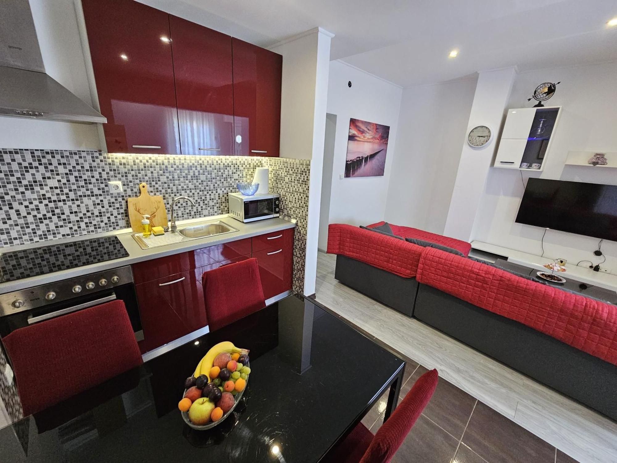 Modern Apartment Nikola In A Quiet Area Kaštel Stari Екстериор снимка