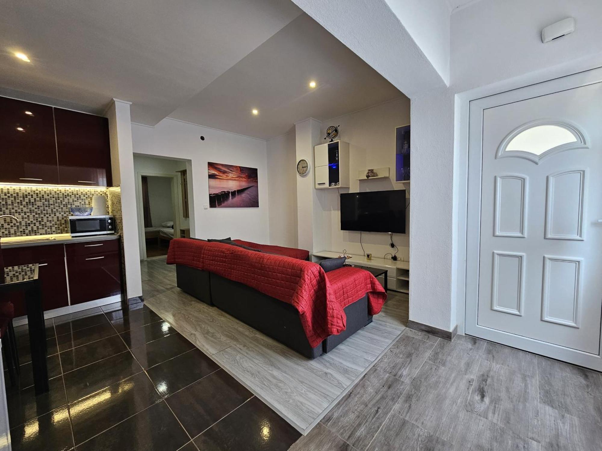 Modern Apartment Nikola In A Quiet Area Kaštel Stari Екстериор снимка
