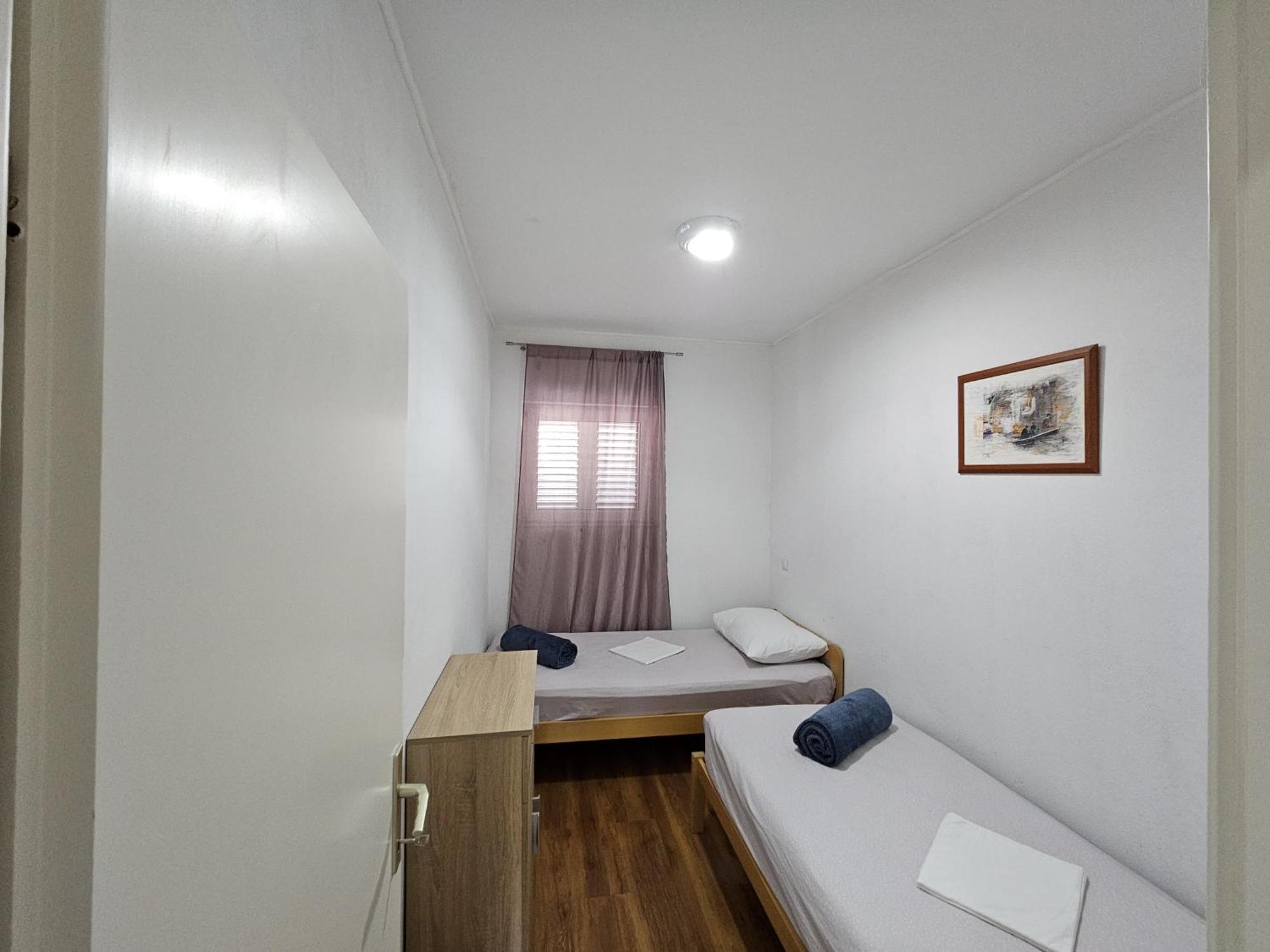 Modern Apartment Nikola In A Quiet Area Kaštel Stari Екстериор снимка